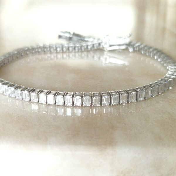 Amaya Signature Tennis Bracelet Emerald Cut Lab Diamond H/SI 4ct, 5ct, 7ct or 10ct